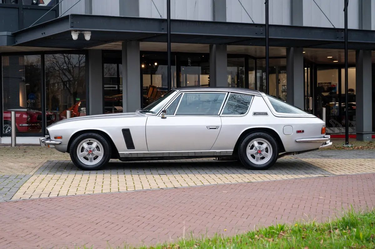 Jensen Interceptor MKIII — zijaanzicht